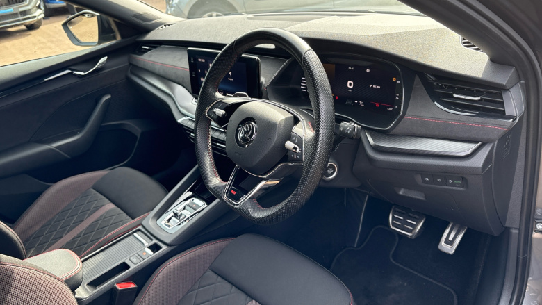 Skoda Octavia 2.0 TSI vRS 5dr DSG Petrol Hatchback